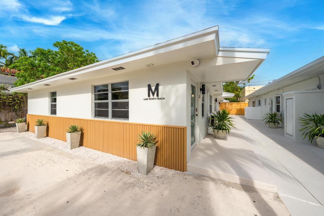 M Lake Worth Beach - Modern Villas Near West Palm Beach, Chic Retro Vibes, King Bed, Cozy Backyard, Bbq, Workspace, High-Speed Internet, Free Parking, 5 Minutes To Downtown & Beach Esterno foto