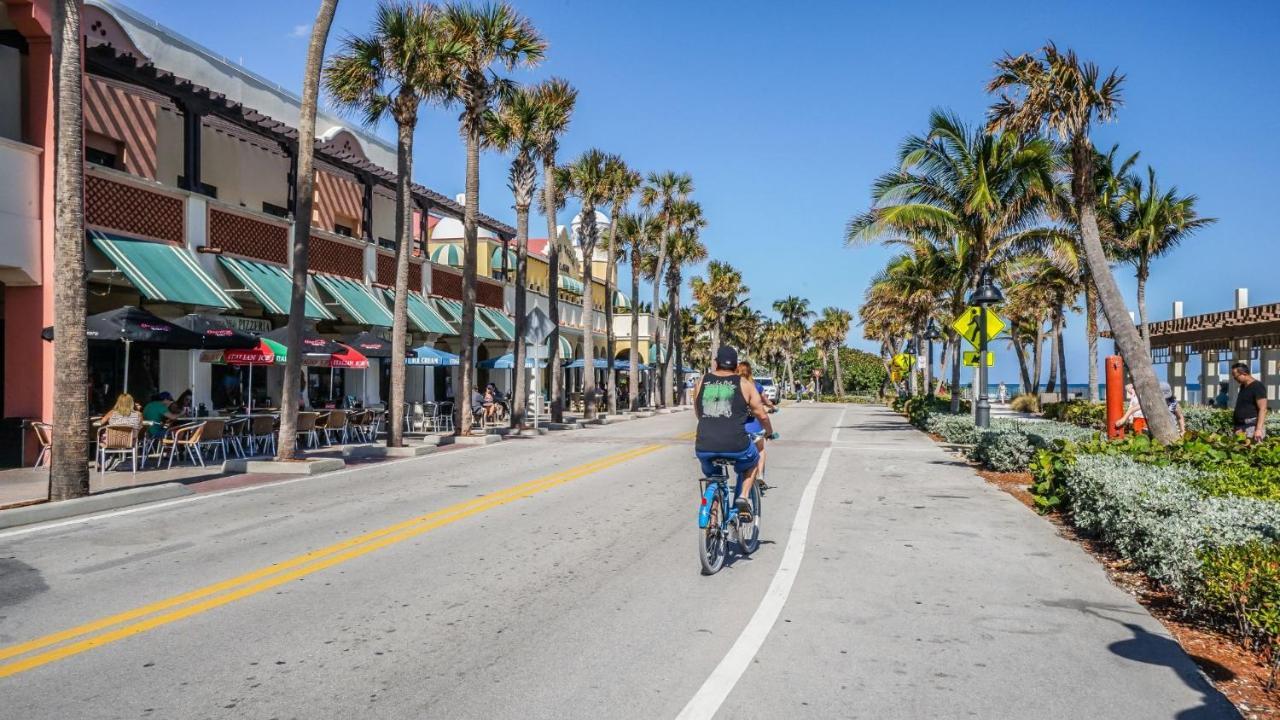 M Lake Worth Beach - Modern Villas Near West Palm Beach, Chic Retro Vibes, King Bed, Cozy Backyard, Bbq, Workspace, High-Speed Internet, Free Parking, 5 Minutes To Downtown & Beach Esterno foto