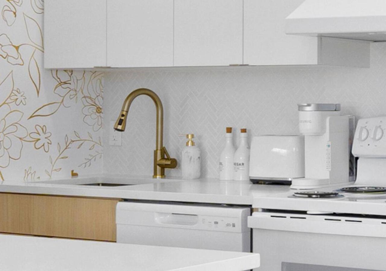 M Lake Worth Beach - Modern Villas Near West Palm Beach, Chic Retro Vibes, King Bed, Cozy Backyard, Bbq, Workspace, High-Speed Internet, Free Parking, 5 Minutes To Downtown & Beach Esterno foto