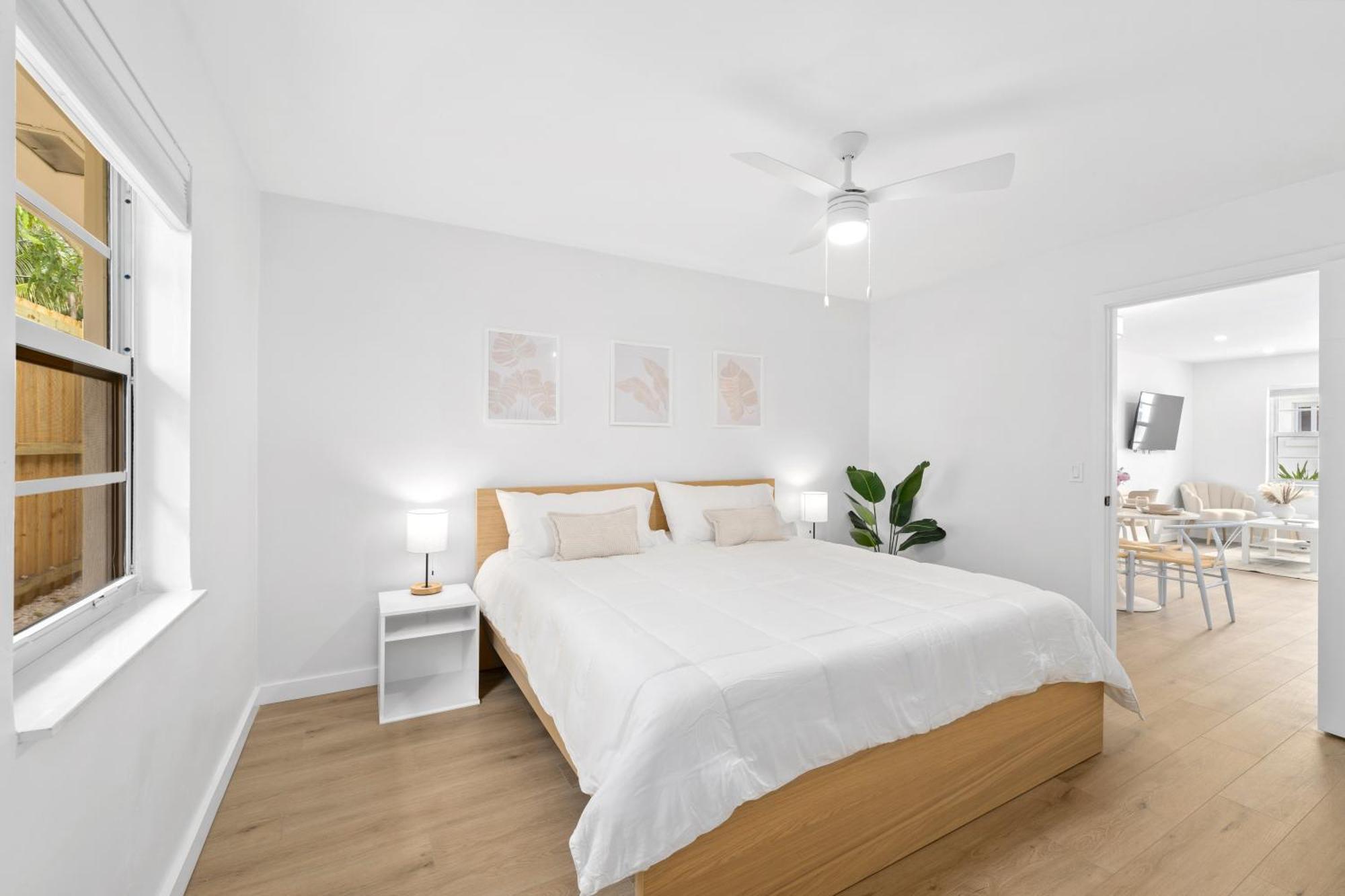 M Lake Worth Beach - Modern Villas Near West Palm Beach, Chic Retro Vibes, King Bed, Cozy Backyard, Bbq, Workspace, High-Speed Internet, Free Parking, 5 Minutes To Downtown & Beach Esterno foto