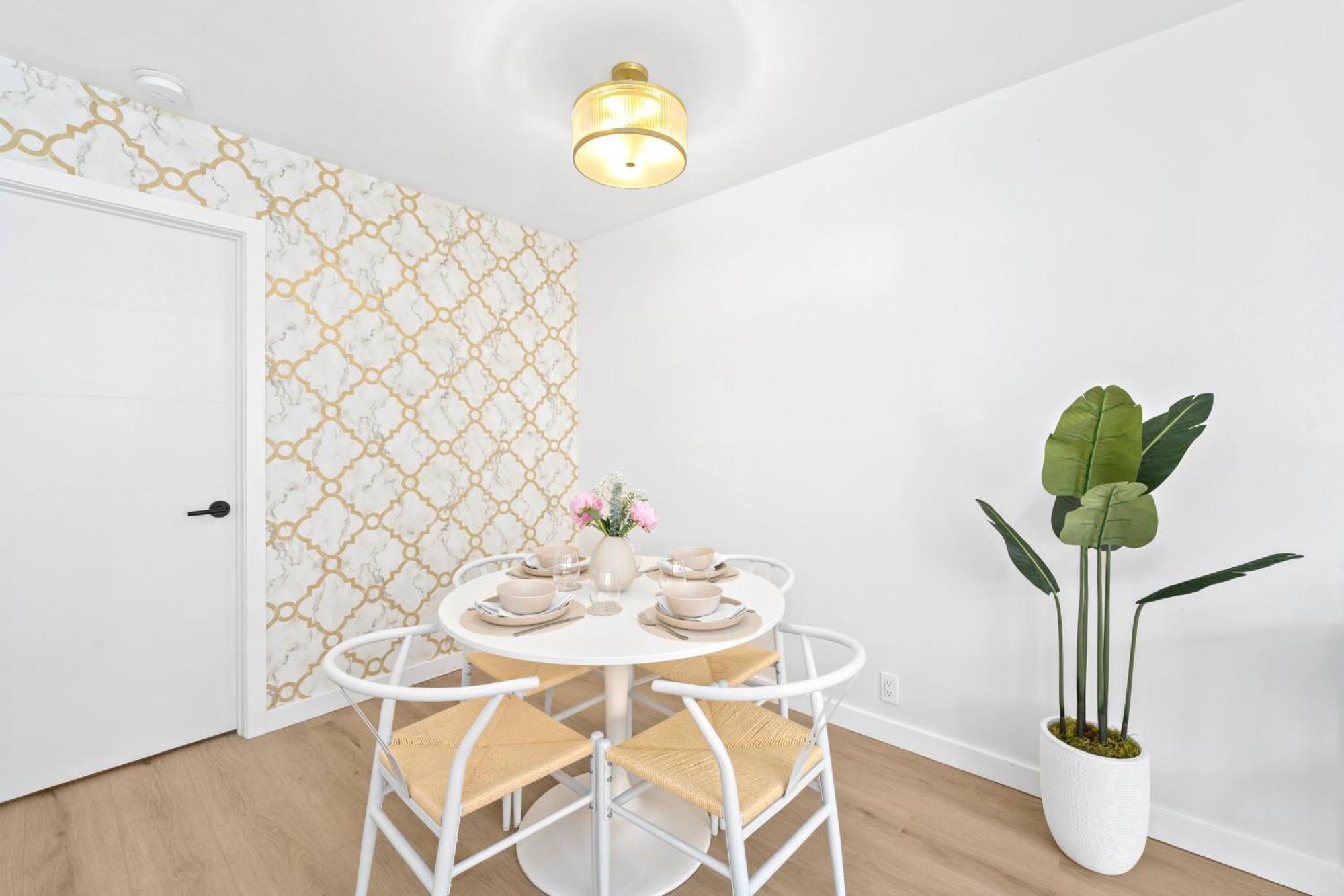 M Lake Worth Beach - Modern Villas Near West Palm Beach, Chic Retro Vibes, King Bed, Cozy Backyard, Bbq, Workspace, High-Speed Internet, Free Parking, 5 Minutes To Downtown & Beach Esterno foto